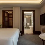 Corinthia Hotel