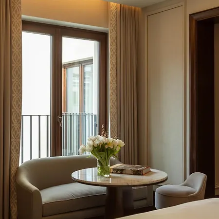 Corinthia Hotel 5*