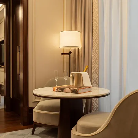 Corinthia Hotel 5*