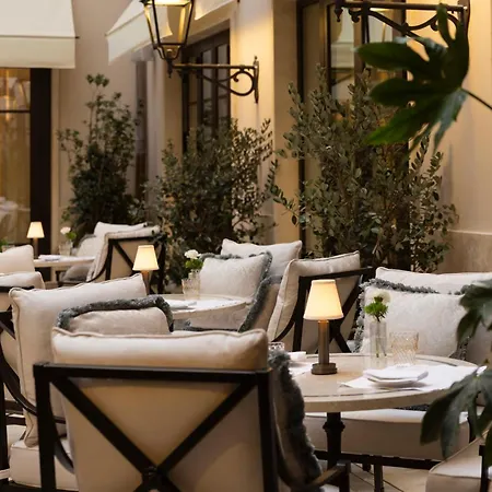 Corinthia Hotel 5*