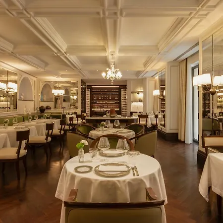 Hotel Corinthia