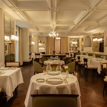 Corinthia Hotel 5*