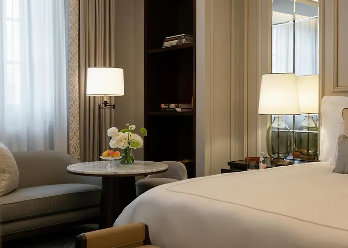 Corinthia فندق 5*