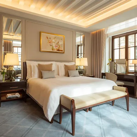 Corinthia 5*