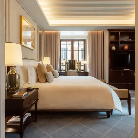 Hotel Corinthia